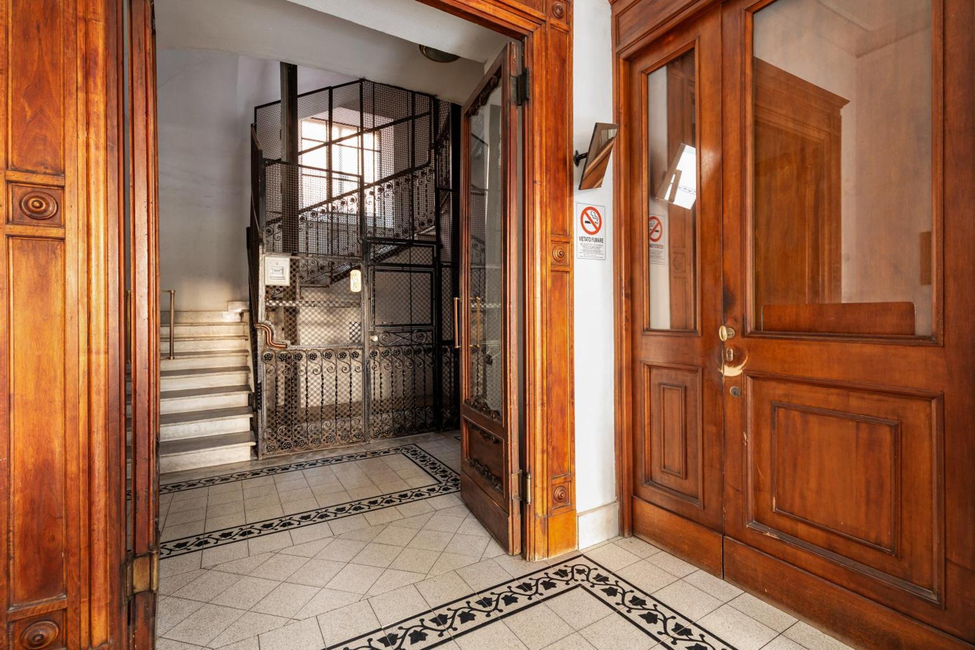 Adriana Boutique Guest House Rome Exterior photo